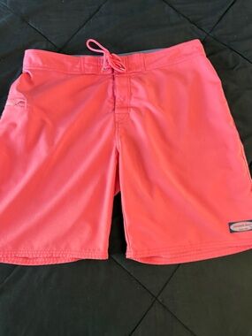 Vineyard Vines Men's Coral Pink Swim Trunks Unlined